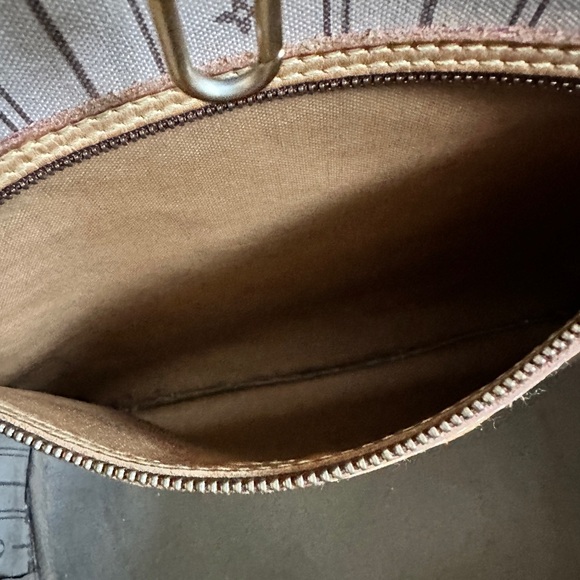 Louis Vuitton Classic Brown Monogram Tote - Picture 9 of 9